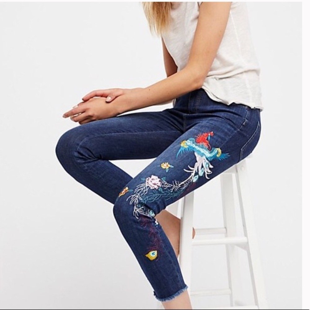 NEW Free People embroidered skinny jeans size 25